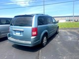Used 2008 Chrysler Town & Country Touring image 3