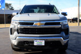 Used 2024 Chevrolet Silverado 1500 LT image 2