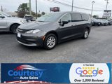 Used 2023 Chrysler Voyager LX image 3