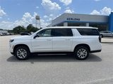 New 2025 Chevrolet Suburban Premier image 5