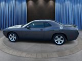 Used 2022 Dodge Challenger SXT image 4