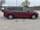 Used 2020 Chrysler Pacifica Touring w/ Advanced Safetytec Group image 5