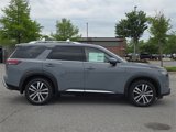 New 2025 Nissan Pathfinder Platinum image 5