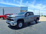 Used 2024 Chevrolet Silverado 2500 LT w/ Convenience Package image 6