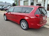 New 2025 Chrysler Pacifica Select image 5