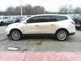 Used 2015 Chevrolet Traverse LT w/ Style and Technology Package image 3