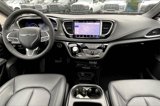 New 2025 Chrysler Pacifica Select w/ Uconnect Theater Family Group image 5