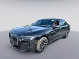 Used 2025 BMW 740i w/ Premium Package image 5