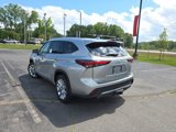 New 2025 Toyota Highlander Limited image 5