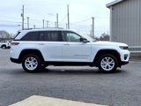 Used 2023 Jeep Grand Cherokee Limited image 5