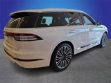 New 2025 Lincoln Aviator Black Label image 3