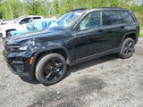 Used 2025 Jeep Grand Cherokee Limited w/ Black Appearance Package image 2