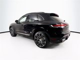 Used 2025 Porsche Macan image 3