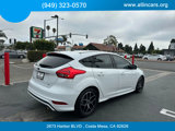 Used 2016 Ford Focus SE w/ SE Sport Package image 4