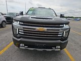 Used 2022 Chevrolet Silverado 2500 High Country w/ Safety Package II image 2