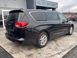 Used 2023 Chrysler Voyager LX image 3