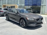 New 2025 Volvo V60 B5 Cross Country Ultra w/ Climate Package image 4