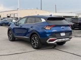 Used 2025 Kia Sportage EX image 6