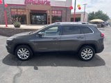 Used 2017 Jeep Cherokee Limited image 2