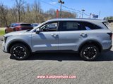 New 2025 Kia Sorento S image 4