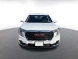 Used 2024 GMC Terrain SLE image 4