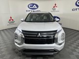 New 2025 Mitsubishi Outlander SE image 2