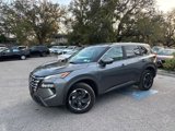 Used 2024 Nissan Rogue SV image 3