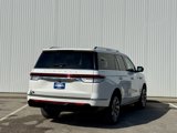 Used 2023 Lincoln Navigator Reserve image 5