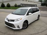 Used 2018 Toyota Sienna XLE w/ XLE Navigation Package image 4