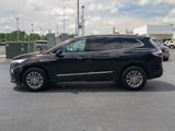 Used 2023 Buick Enclave Essence image 5