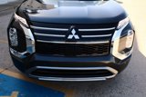 New 2025 Mitsubishi Outlander SE image 4