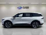 New 2025 Lincoln Nautilus Premier image 5