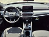 New 2025 Jeep Compass Latitude image 3