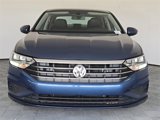 Certified 2021 Volkswagen Jetta SE image 3