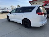 Used 2022 Chrysler Voyager LX image 6