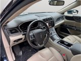 Used 2017 Lincoln Continental Select image 6