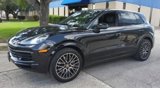 Used 2021 Porsche Cayenne image 3