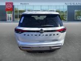 New 2025 Nissan Pathfinder Platinum w/ Black Appearance Package image 3