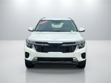 Certified 2025 Kia Seltos EX image 2