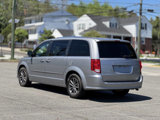 Used 2017 Dodge Grand Caravan SXT image 6