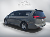 New 2025 Chrysler Pacifica Select image 5