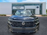 Used 2025 Volkswagen Atlas SEL Premium R-Line image 2