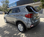 Used 2021 Hyundai Venue SE image 6