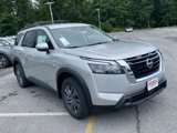 New 2025 Nissan Pathfinder SV image 2