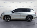 Used 2024 Mitsubishi Outlander SEL image 2