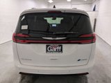 New 2025 Chrysler Pacifica Pinnacle image 5