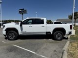 Used 2022 GMC Sierra 2500 AT4 w/ AT4 Preferred Package image 4