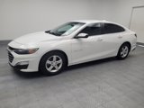 Used 2022 Chevrolet Malibu LT image 2