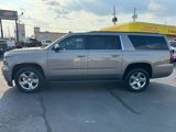 Used 2018 Chevrolet Suburban LT w/ Luxury Package image 2