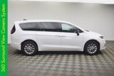 New 2026 Chrysler Pacifica Select image 3